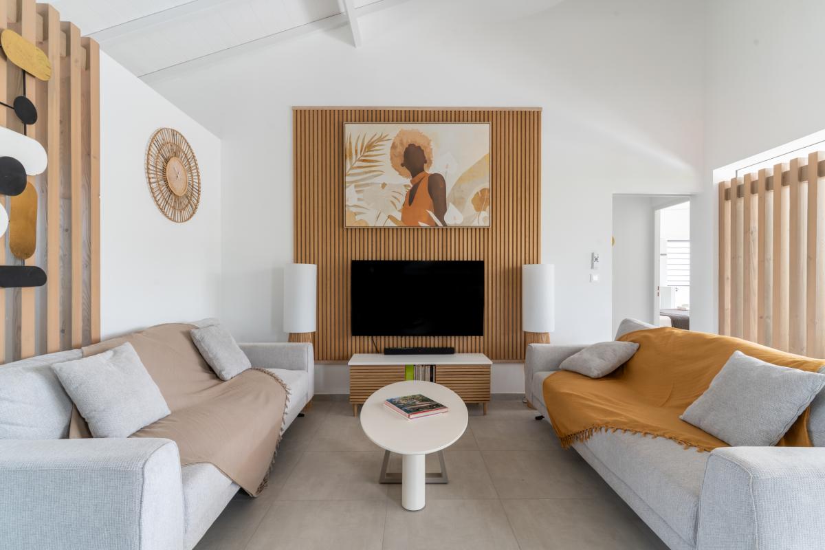 cuisine-ouverte-sejour-lumineux-villa-t4-diamant (9)